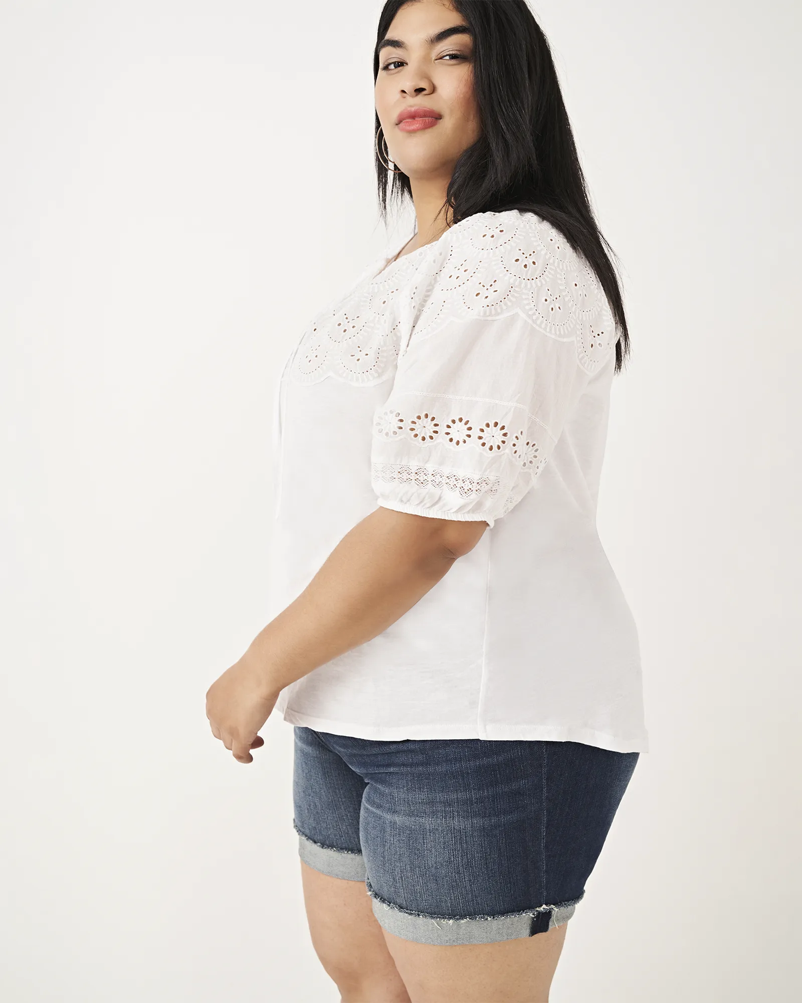 Alison Eyelet Peasant Top | White