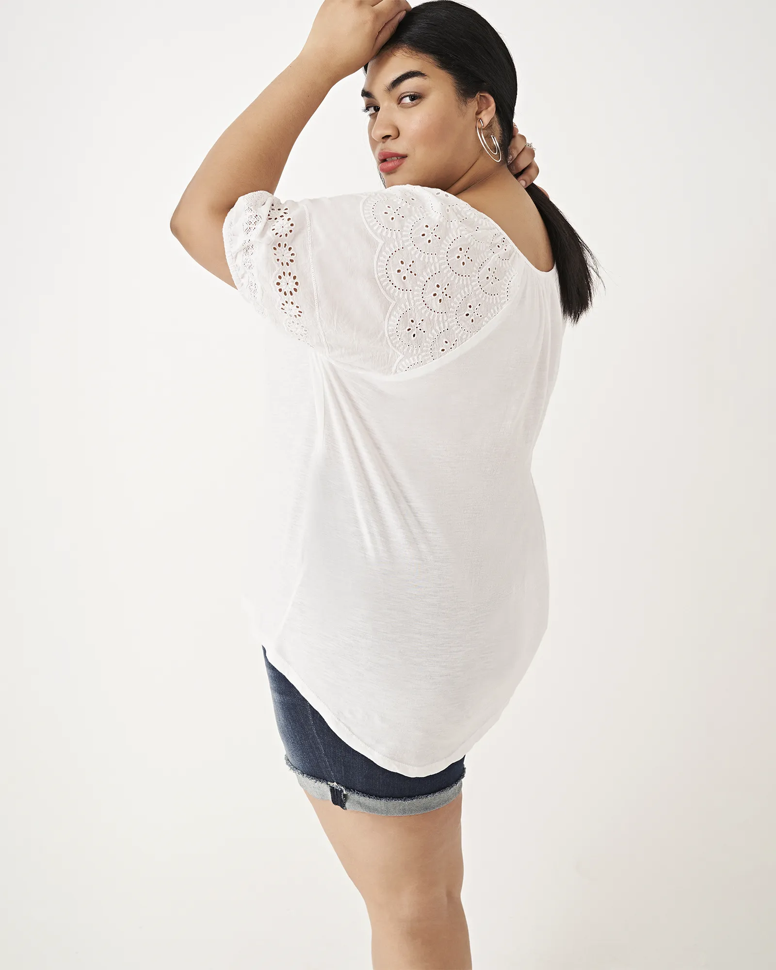 Alison Eyelet Peasant Top | White